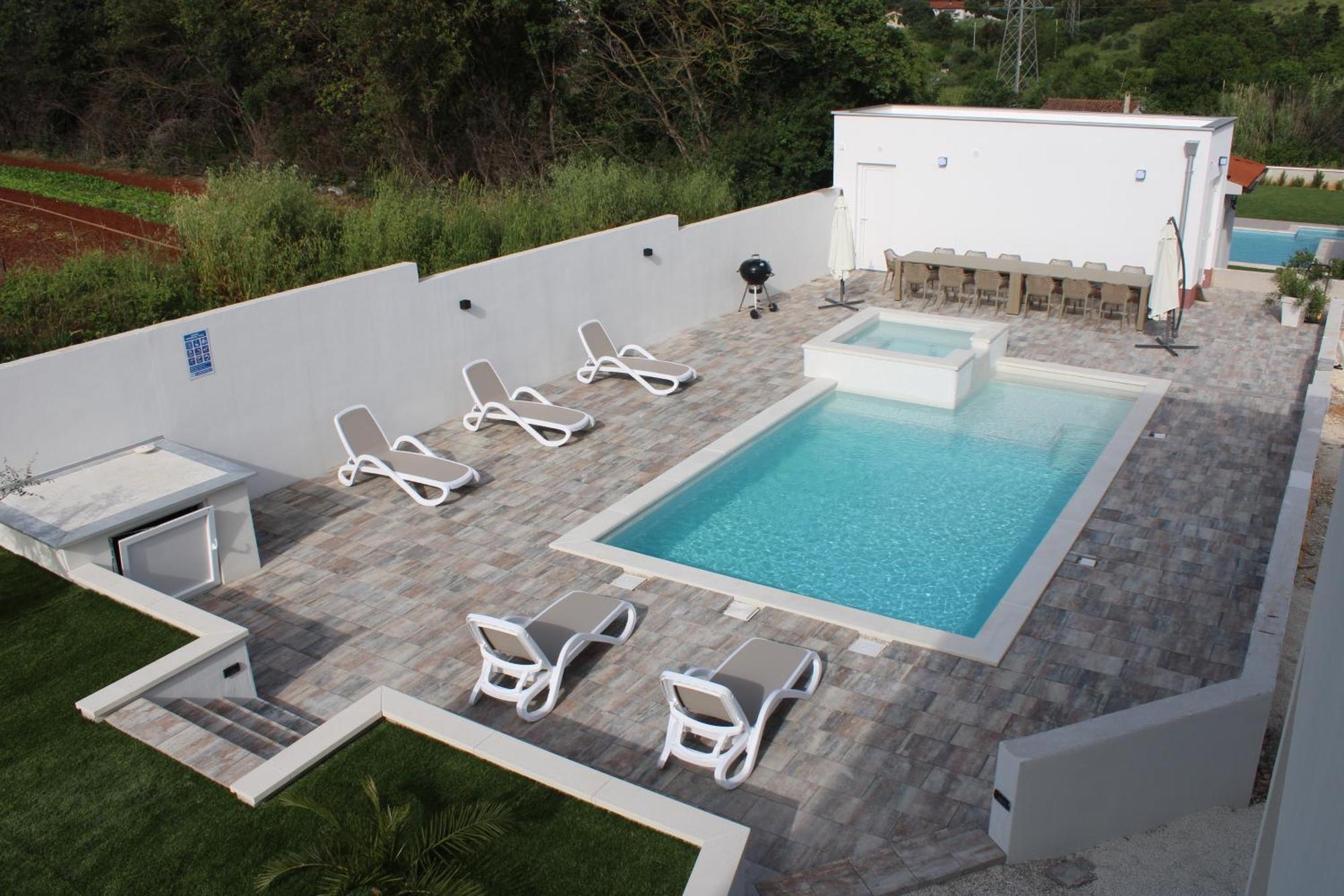 PUY Holiday House Emjalemi מראה חיצוני תמונה