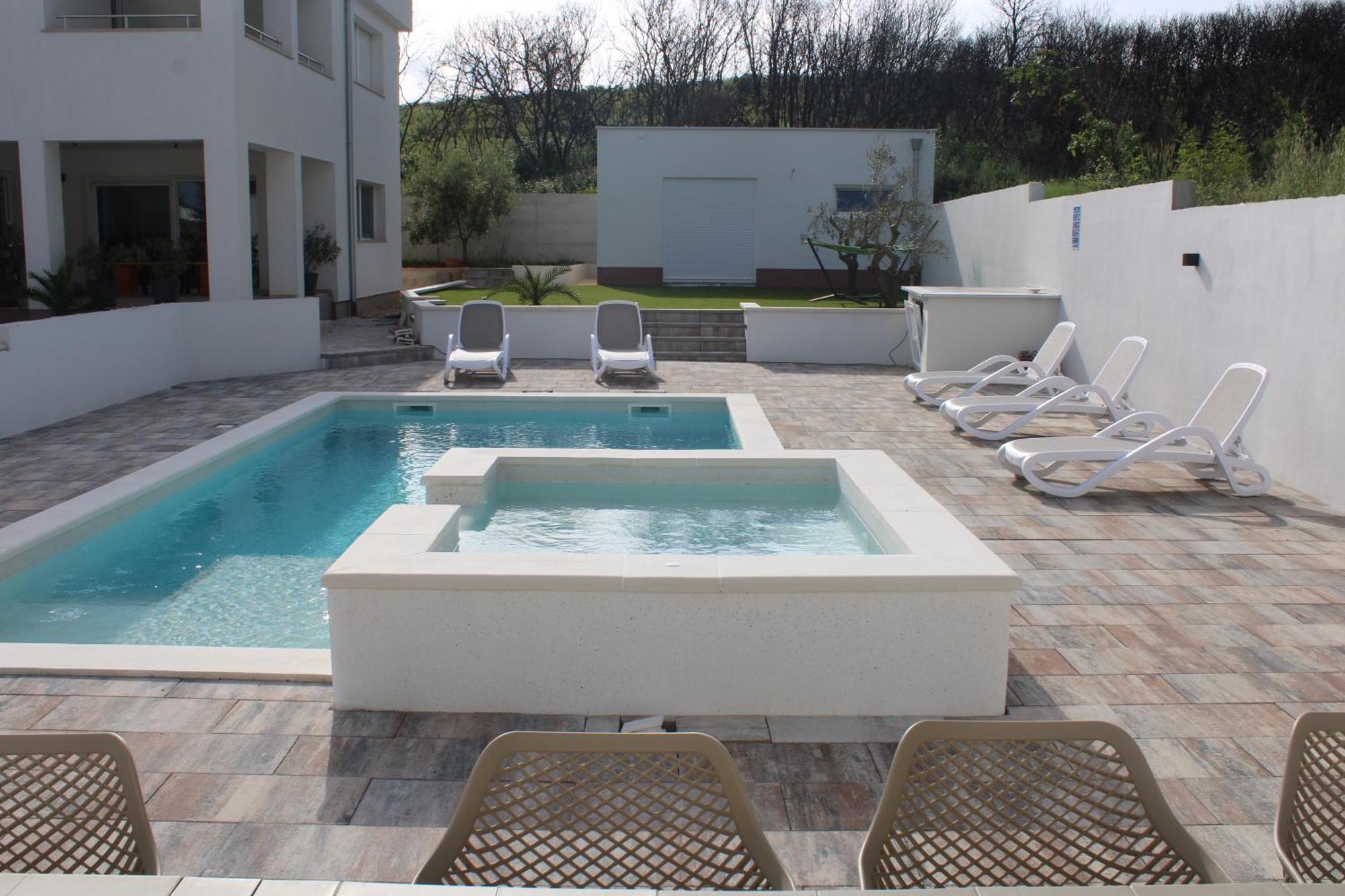 PUY Holiday House Emjalemi מראה חיצוני תמונה
